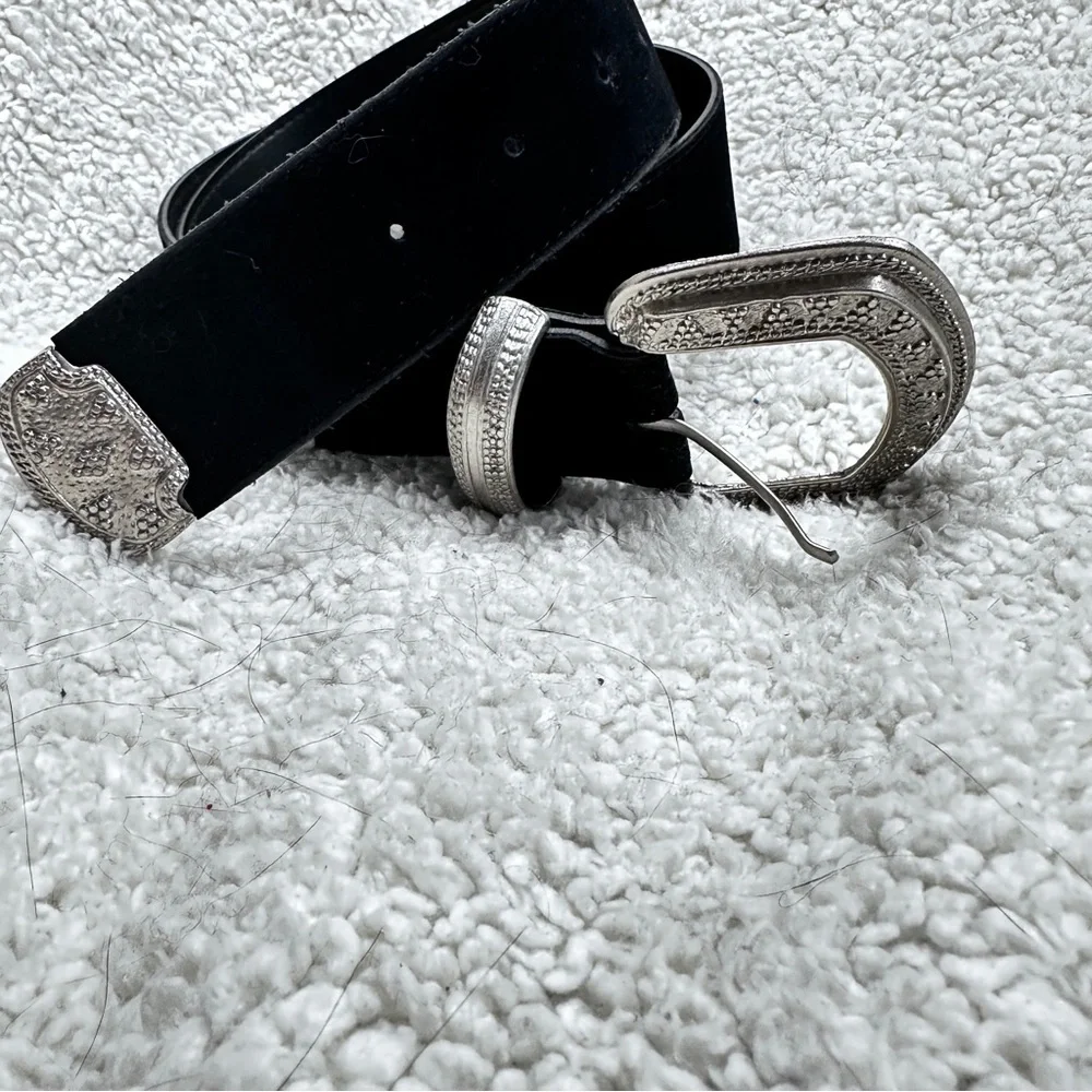 Unbranded black velvet