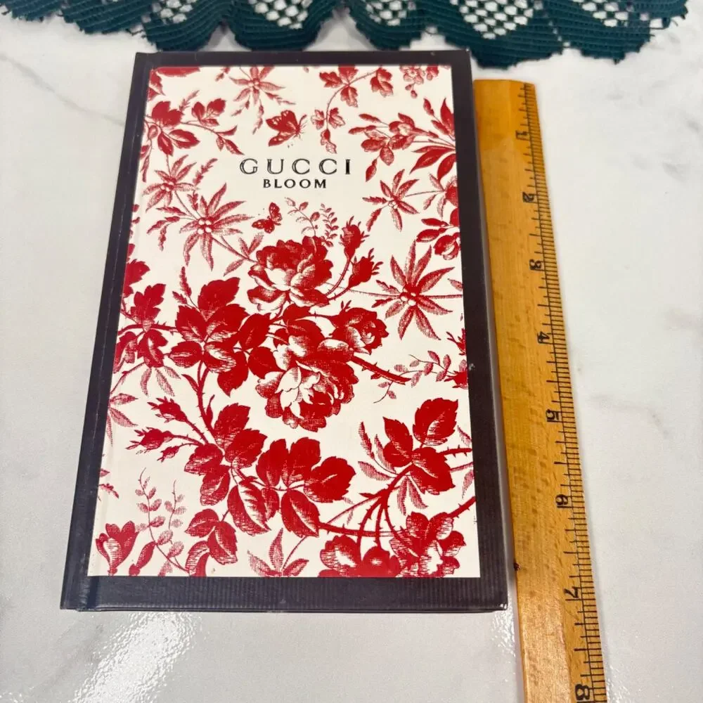 Gucci gg red