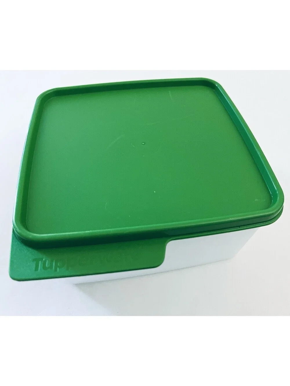 Tupperware vintage 2l