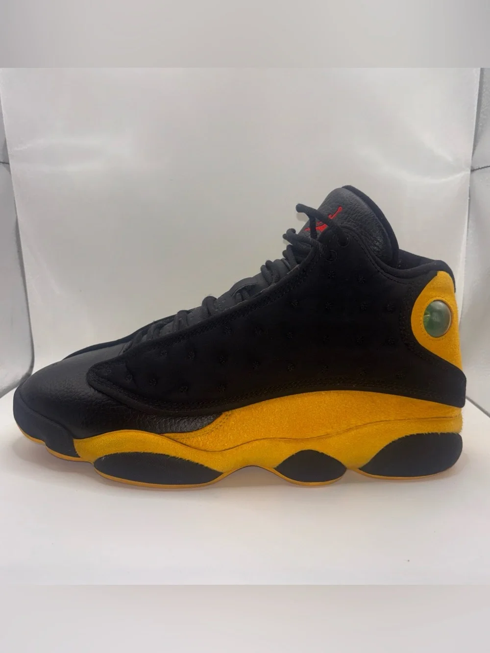 Jordan used pair