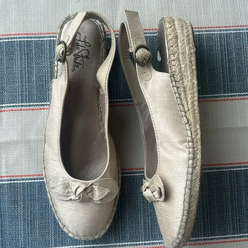 Life Stride Light Beige Espadrille Slingback Flats with Bow