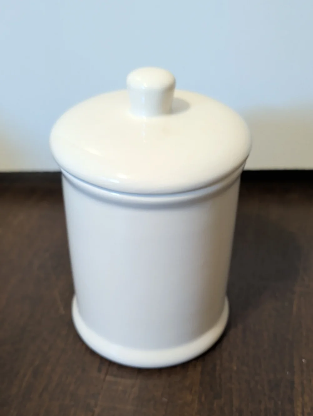 Bandwagon white ceramic