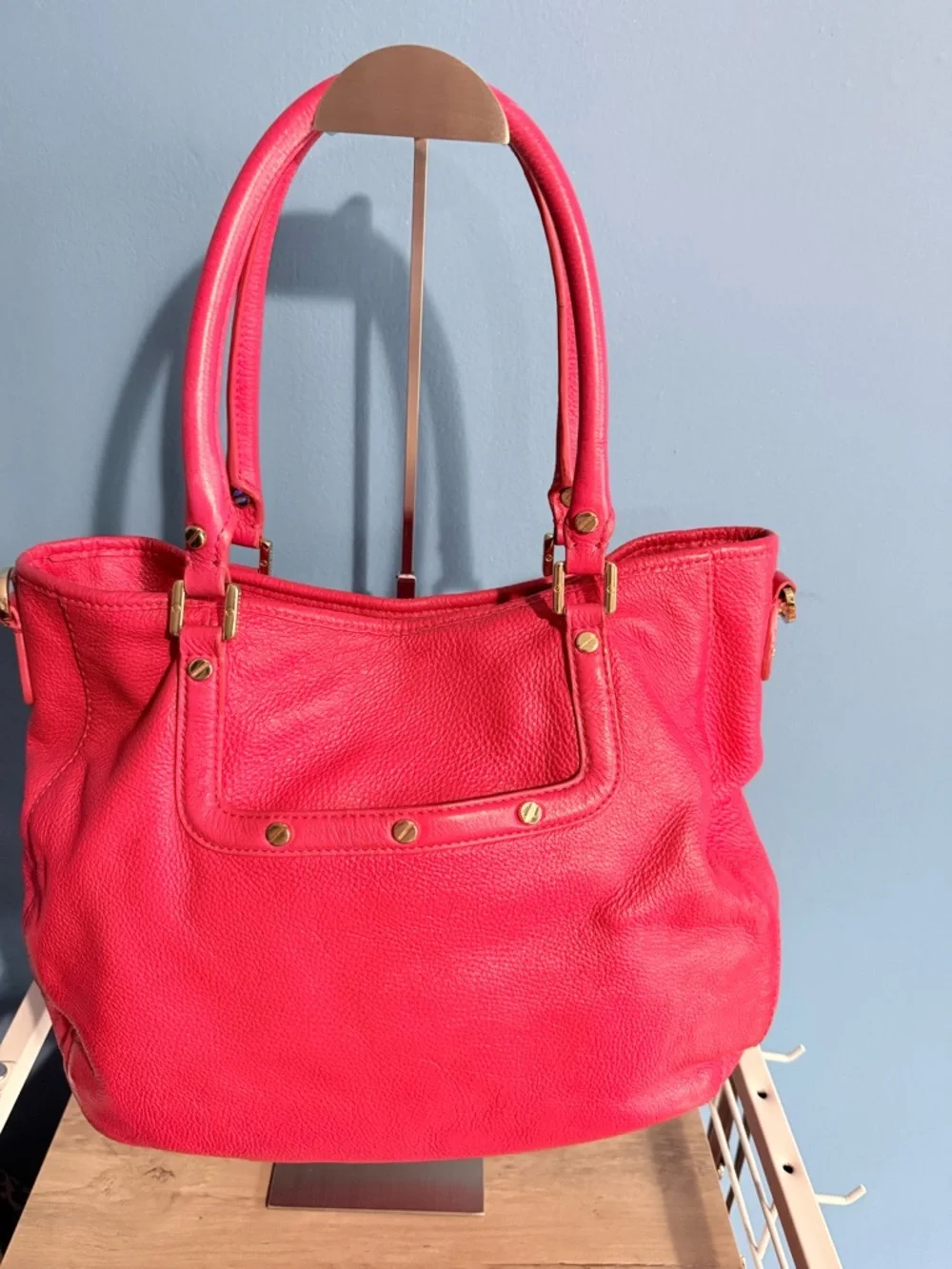 Tory Burch reposhing this