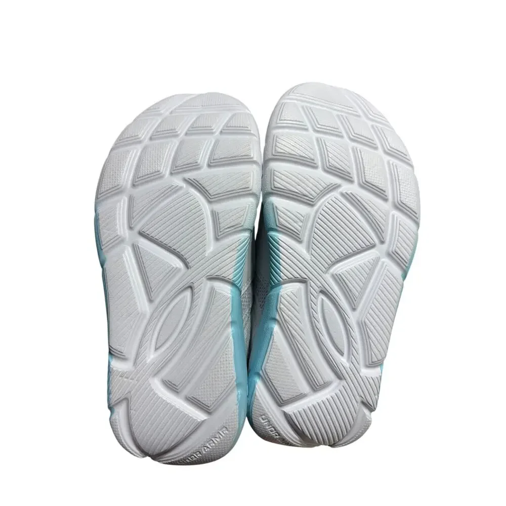 Under Armour step into