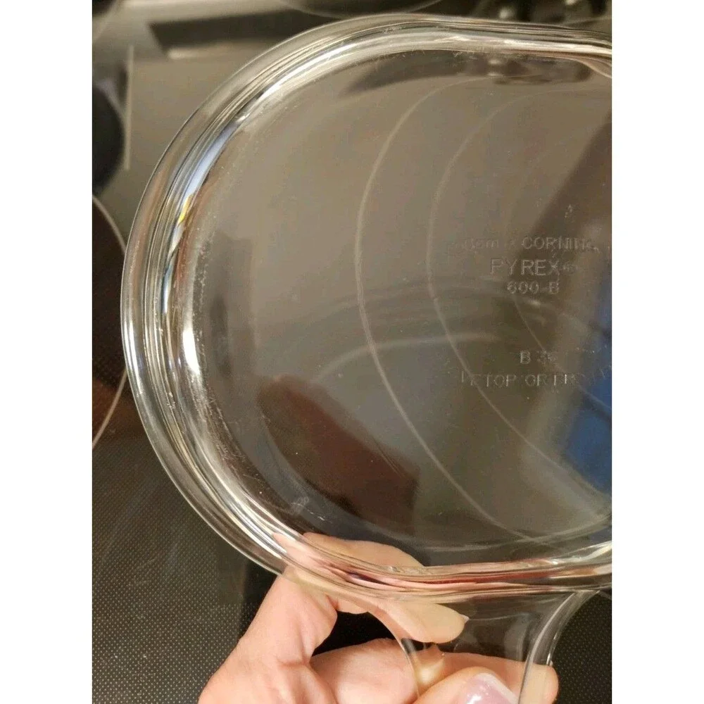 Pyrex very nice