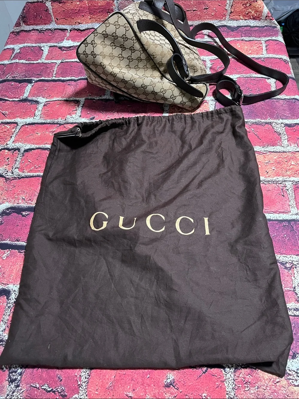 Gucci authentic drawstring