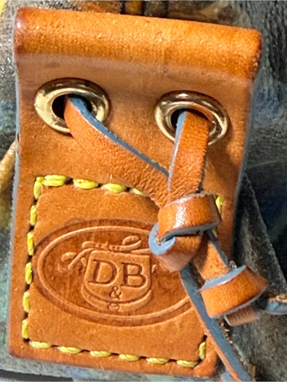 Dooney & Bourke authentic dooney