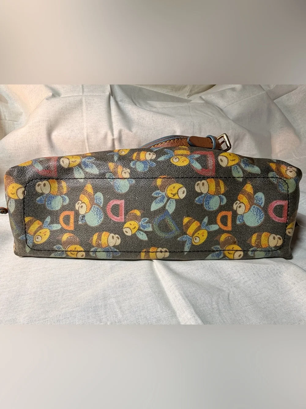 Dooney & Bourke authentic dooney