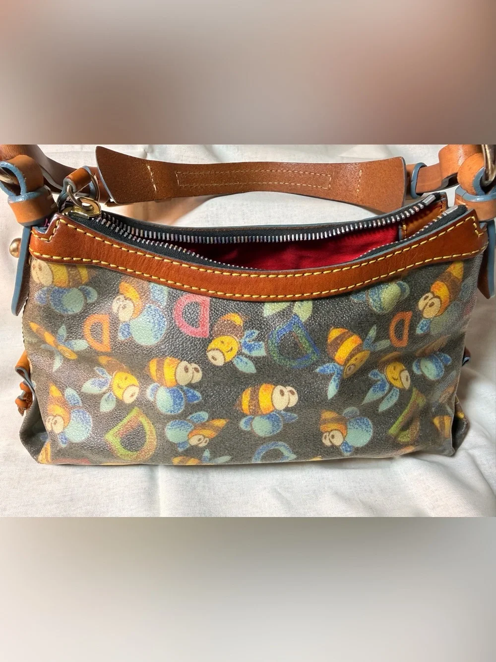 Dooney & Bourke authentic dooney