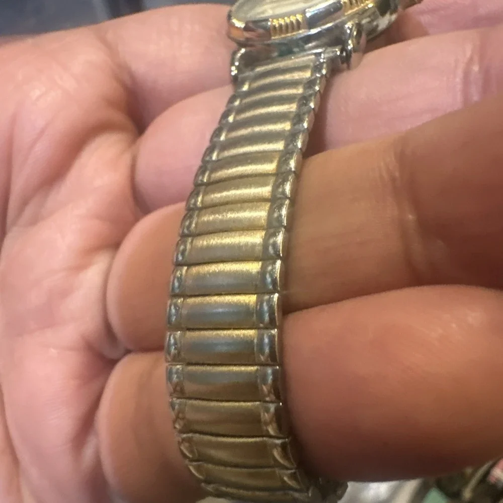 Fossil new battery