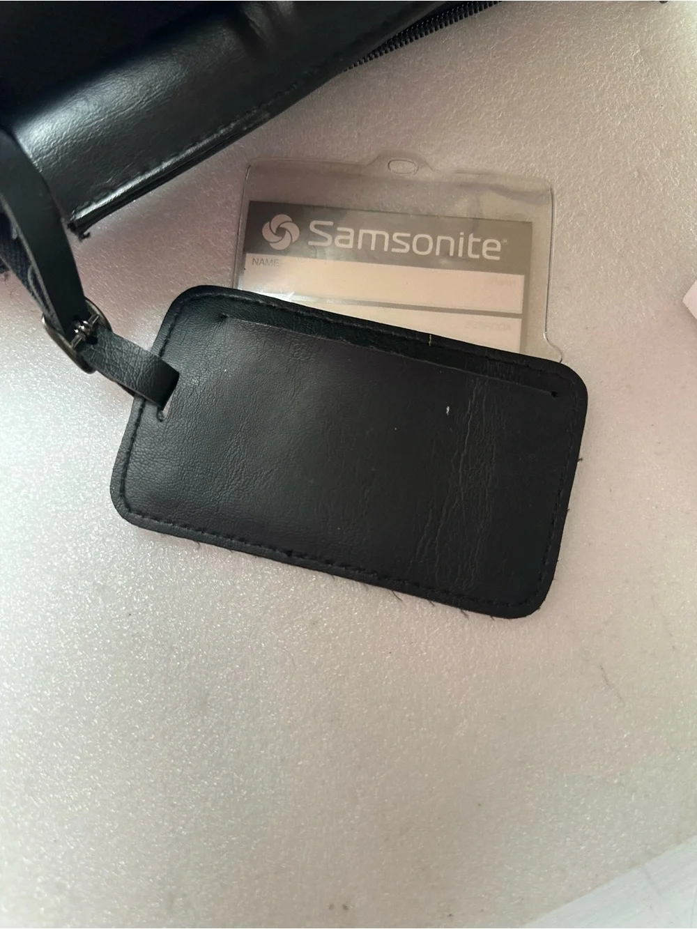 Samsonite excellent new