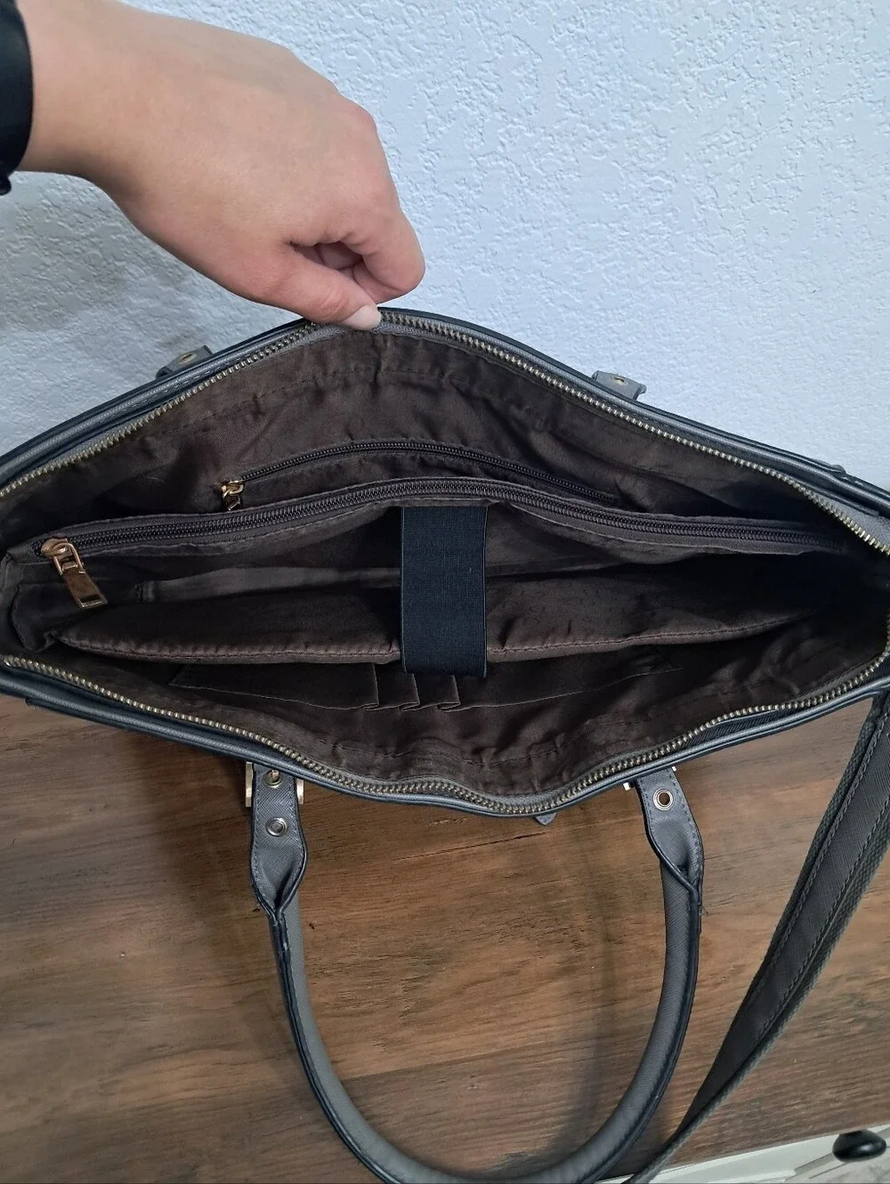Ease Gave pre owned
