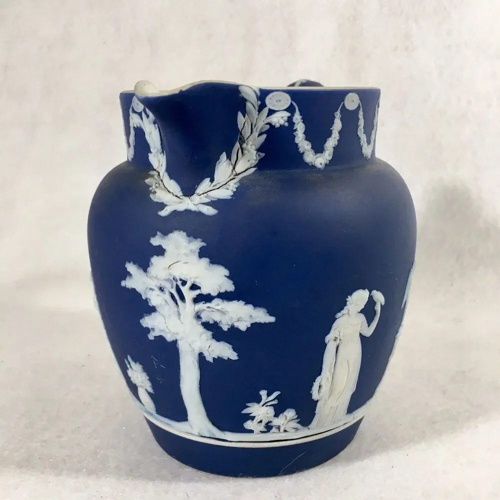 Wedgwood wedgewood blue