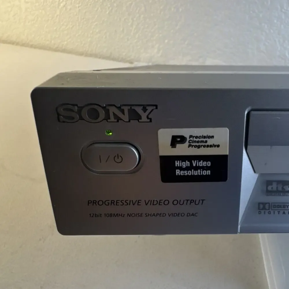 Sony dvp ns715p