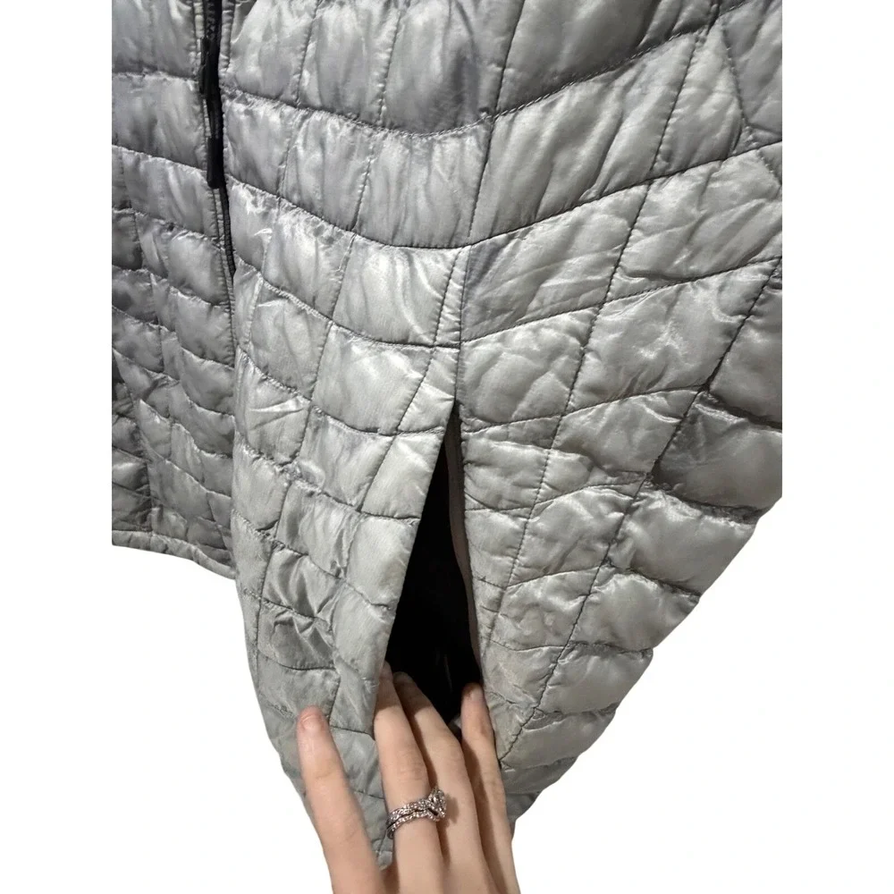 The North Face Mens Thermoball‎ Insulated Quilted Vest Silver Grey Large L Zip
