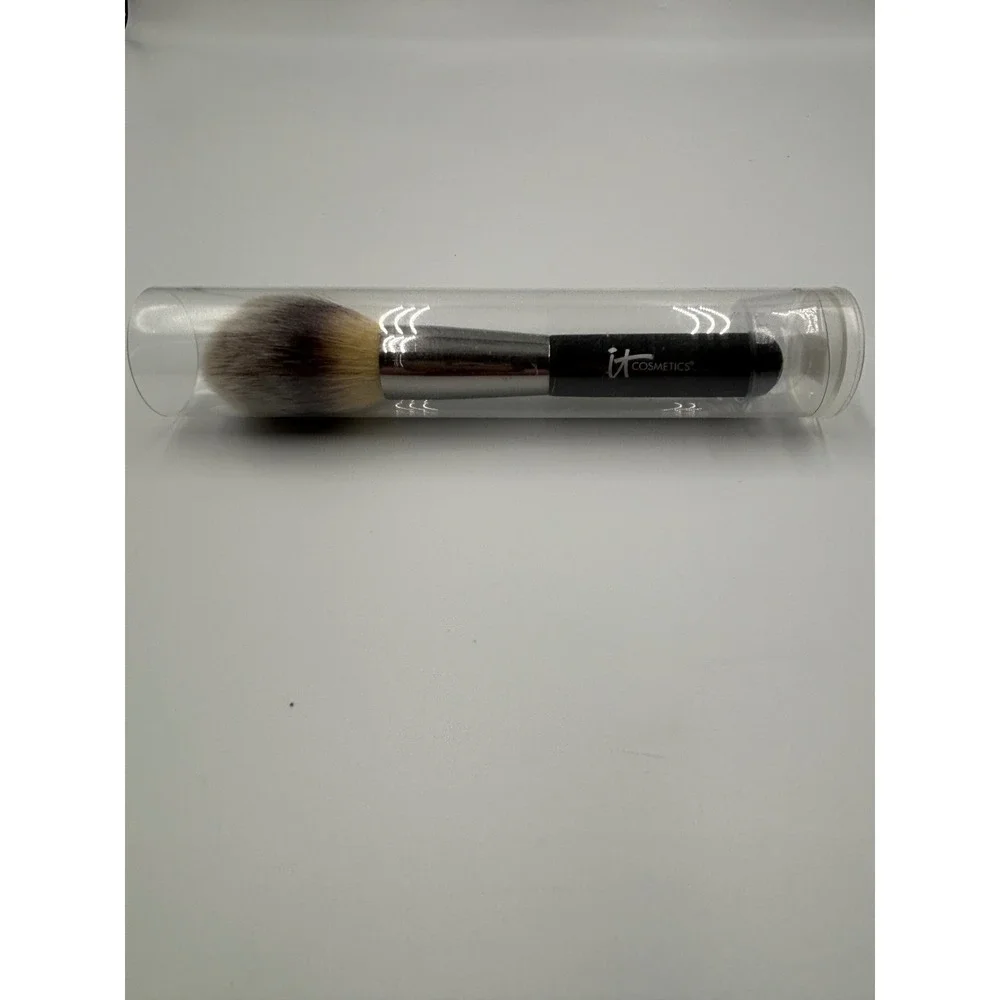 it cosmetics definition precision luxe