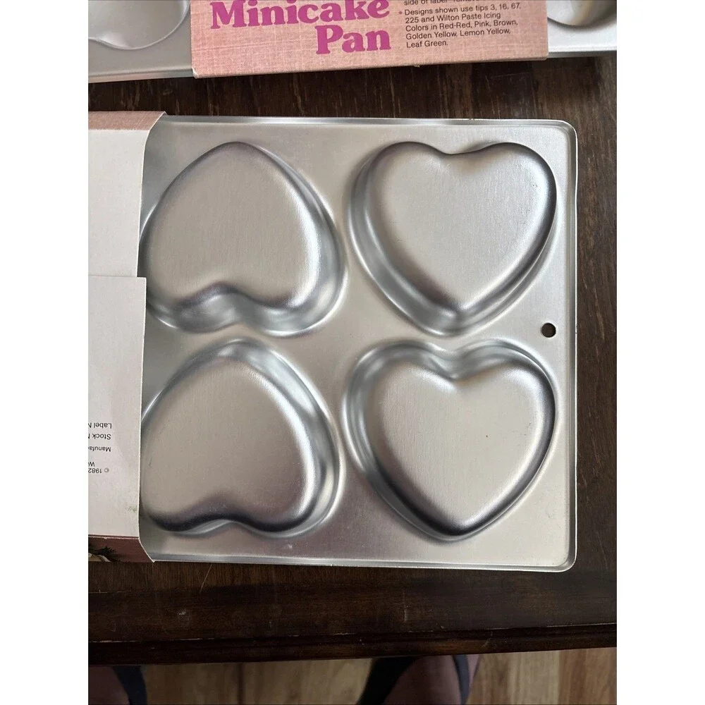 Wilton vintage heart