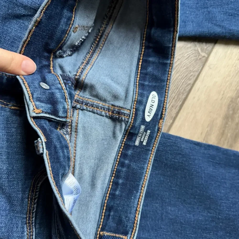 Old Navy get ready