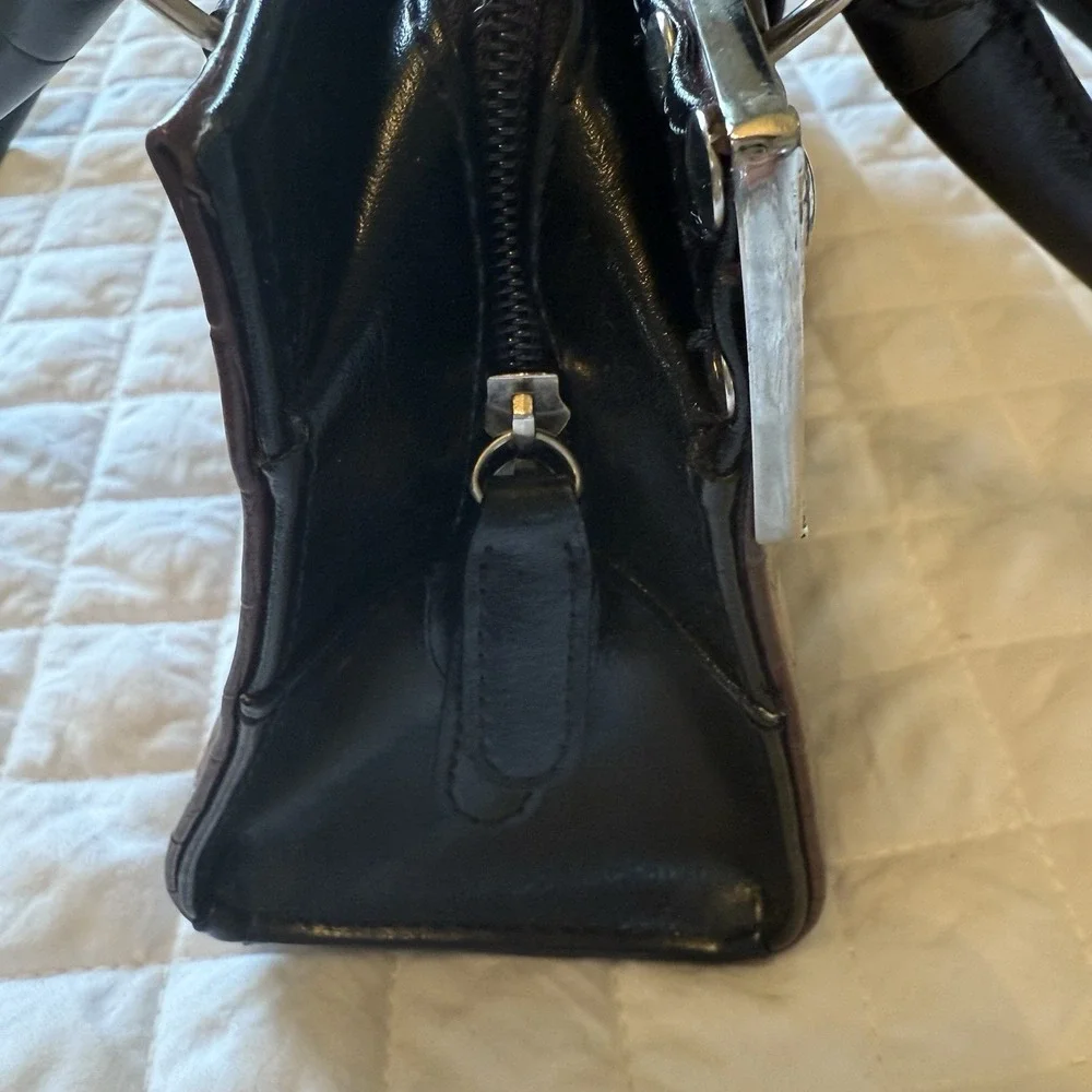 Brighton alligator embossed