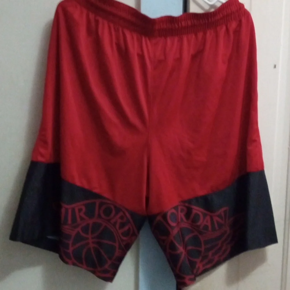 Jordan Basketball Shorts XXL Rare Has Elephant Print On Bottom And Jordan Wings