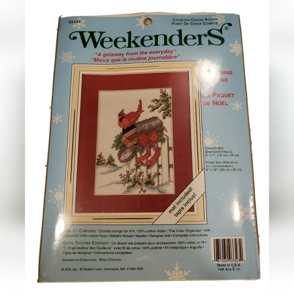 Weekenders Cardinal The Christmas Package Complete Counted Cross Stitch Kit NIP