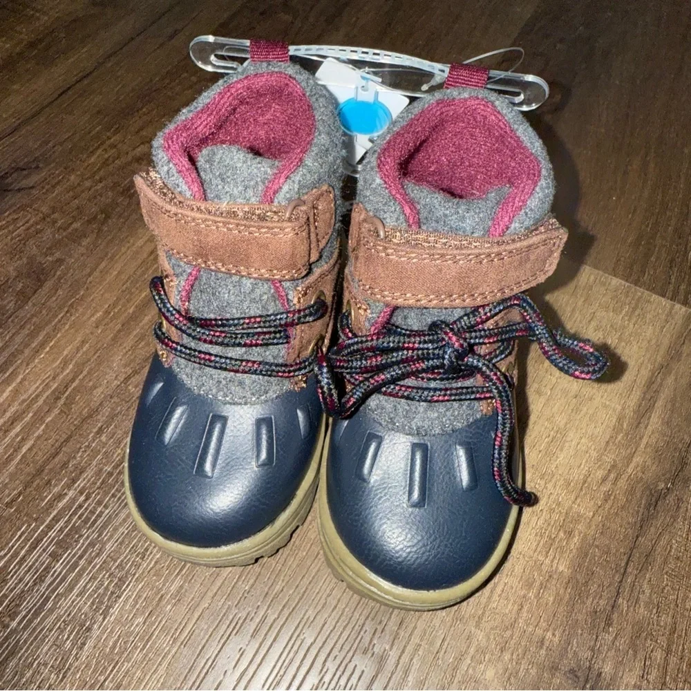 NWT Carter’s Toddler Duck Boots Navy & Brown
