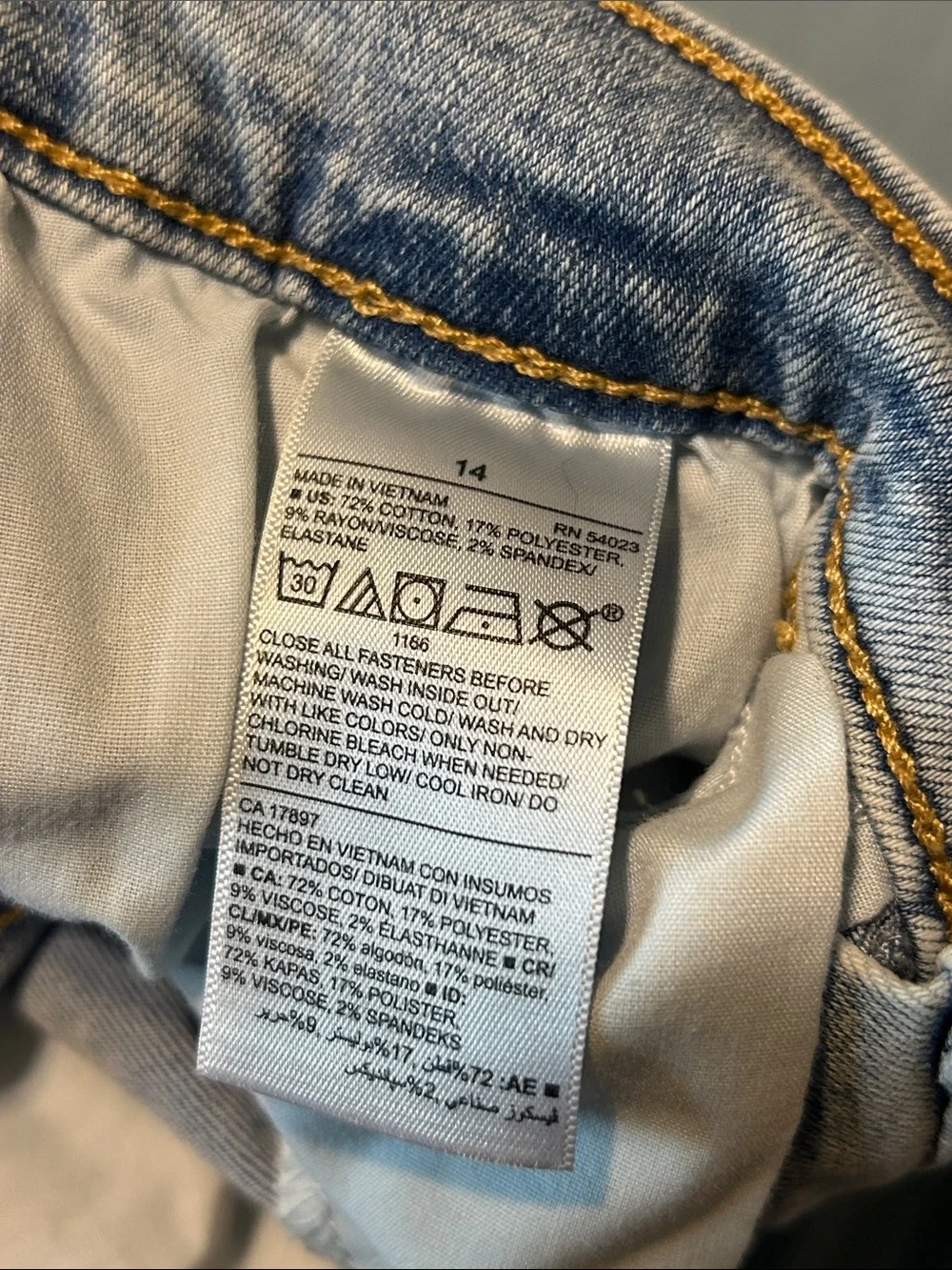 Old Navy rockstar Light Wash Skinny Jeans with Button Fly girls 14