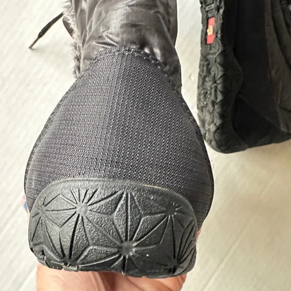 The North Face traction faux