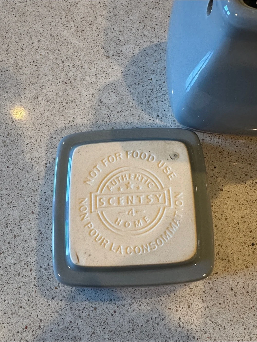 Scentsy glossy square