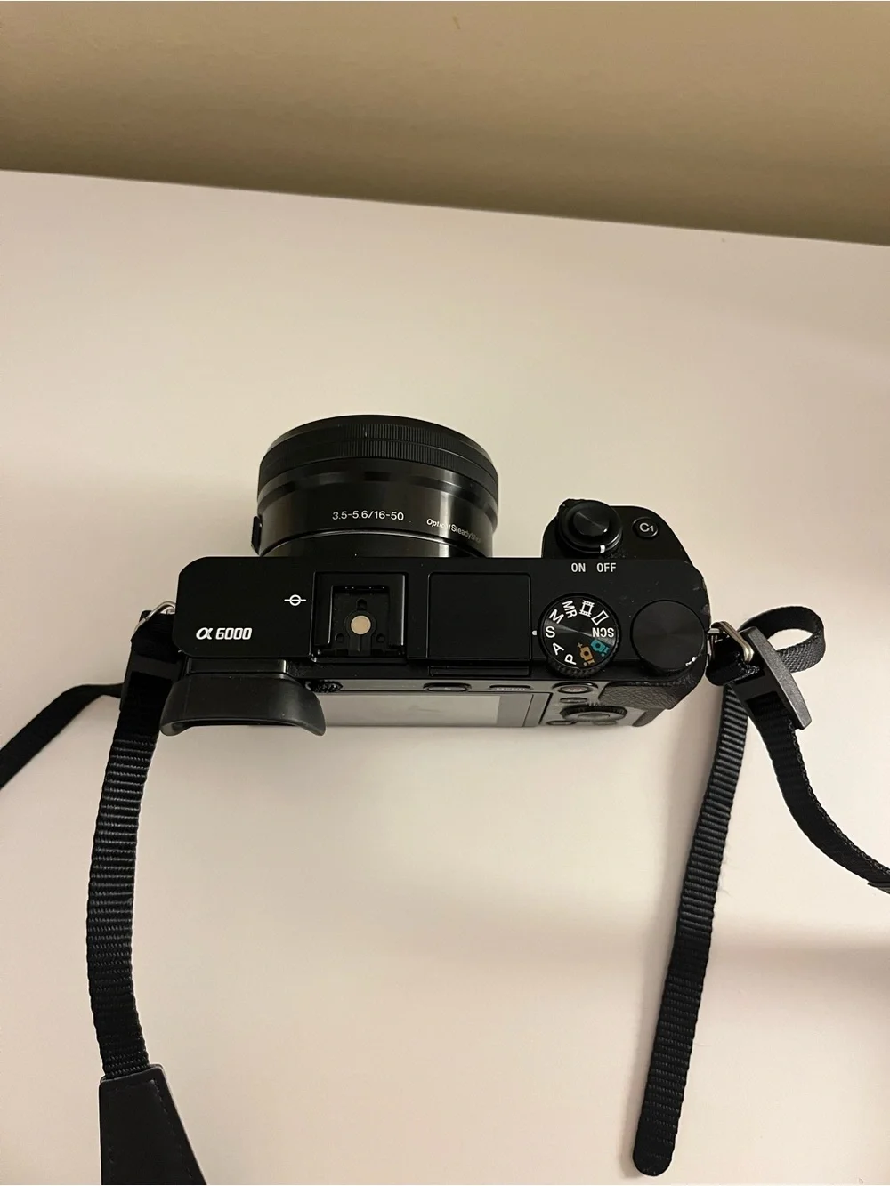 Sony compact mirrorless