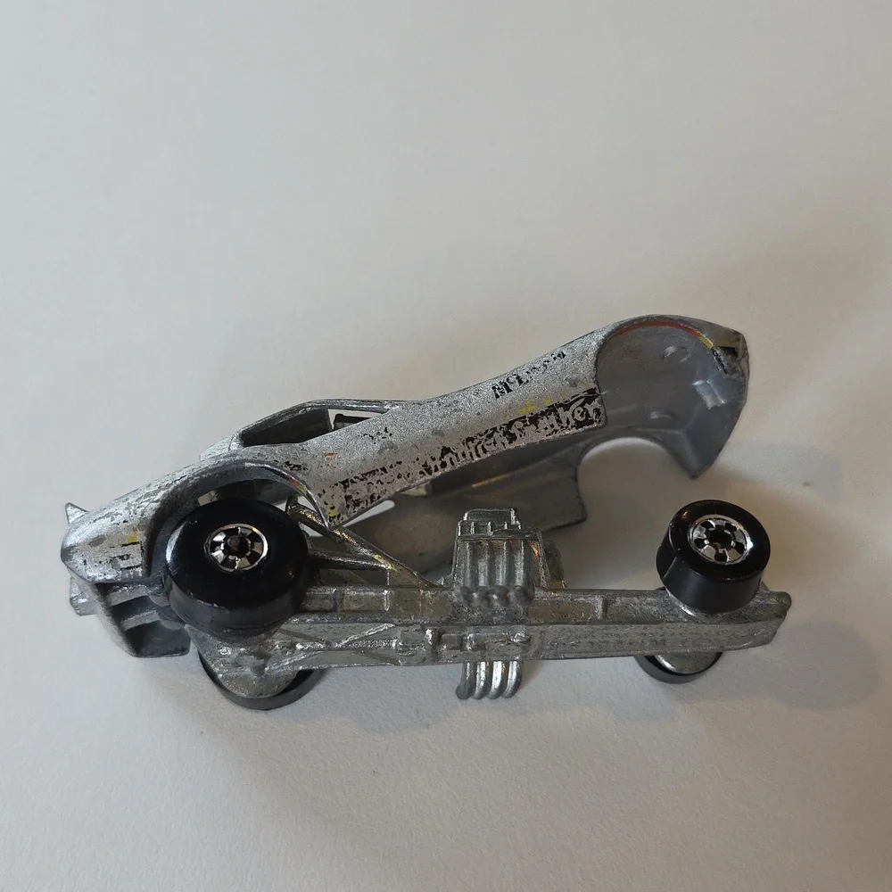 Hot Wheels corvette tom hot