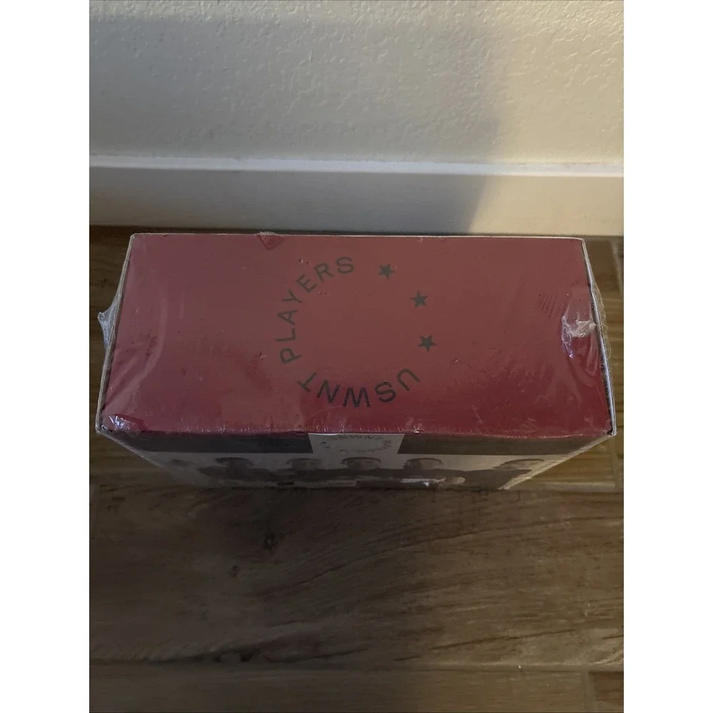 USA WOMENS SOCCER COLLECTORS BOX GIFT SET by CULTURE FLY **NEW**