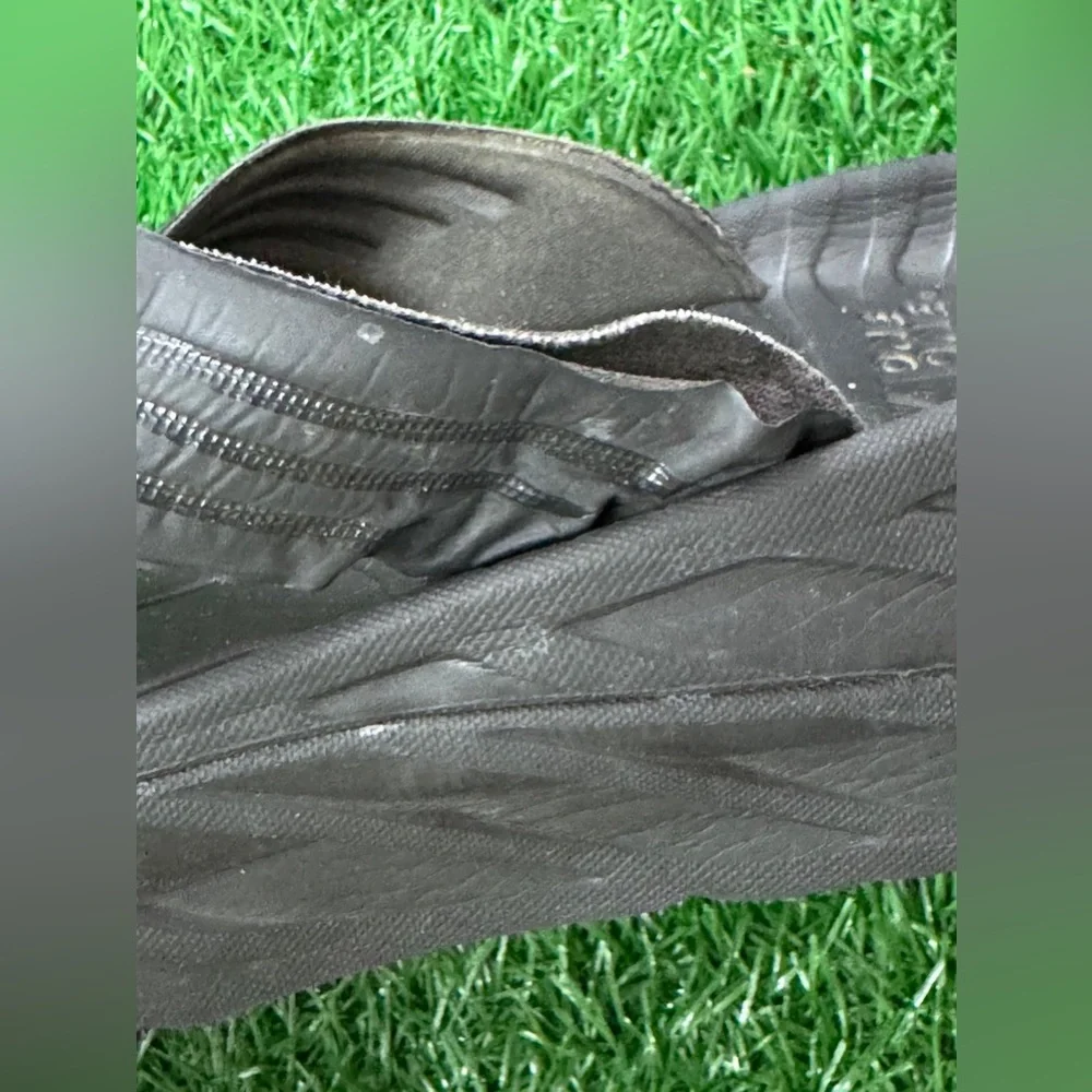 Hoka One One good preowned