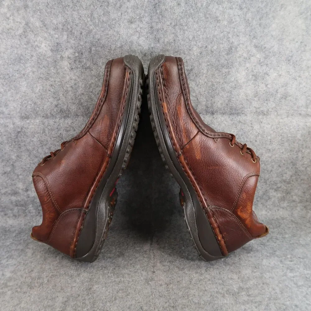 Red Wing Shoes used red