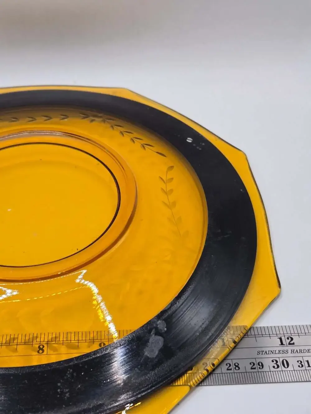 Unknown vintage amber