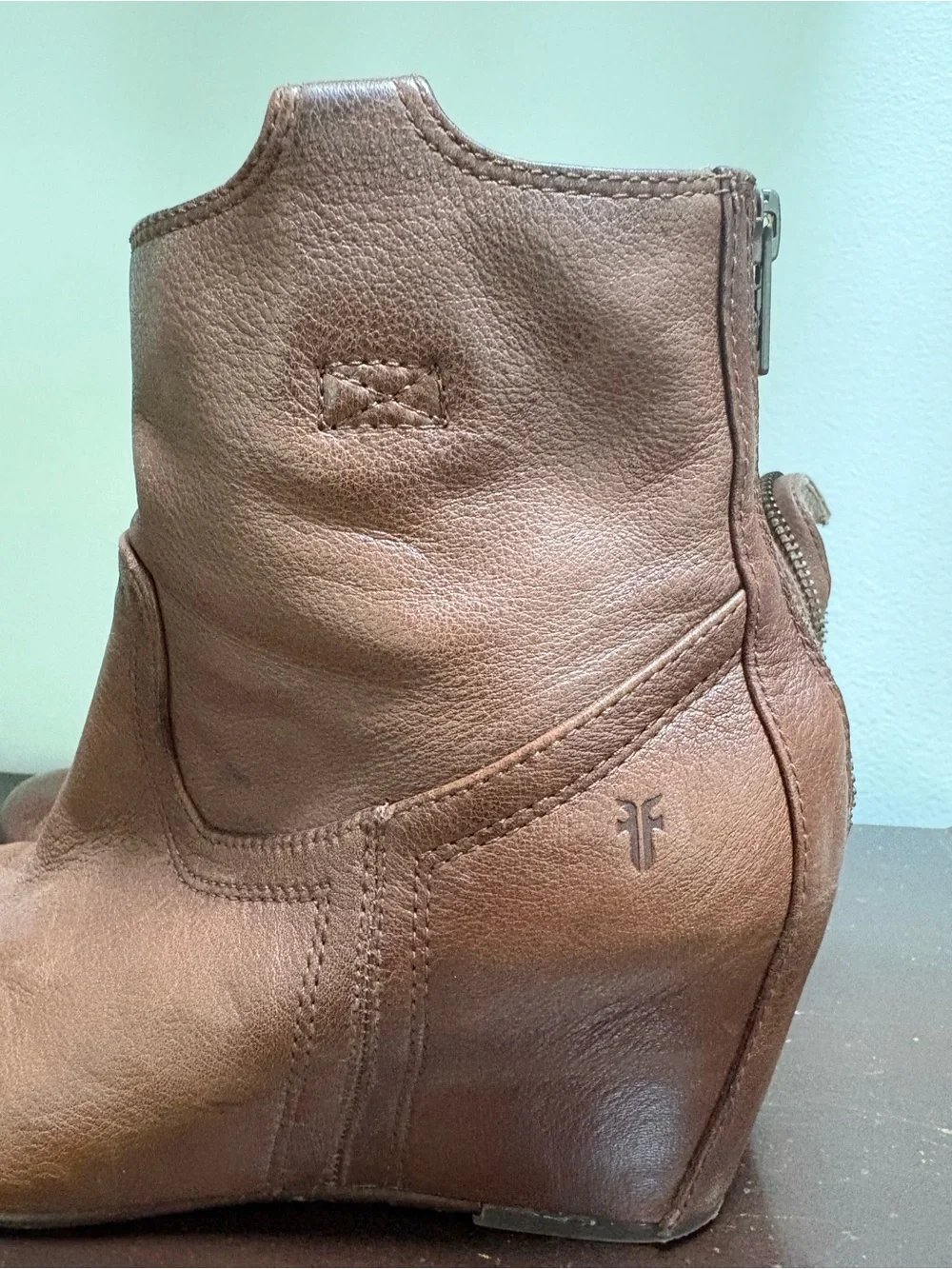 Women's Brown Leather Wedge Ankle Boots Frye Carson size 10
