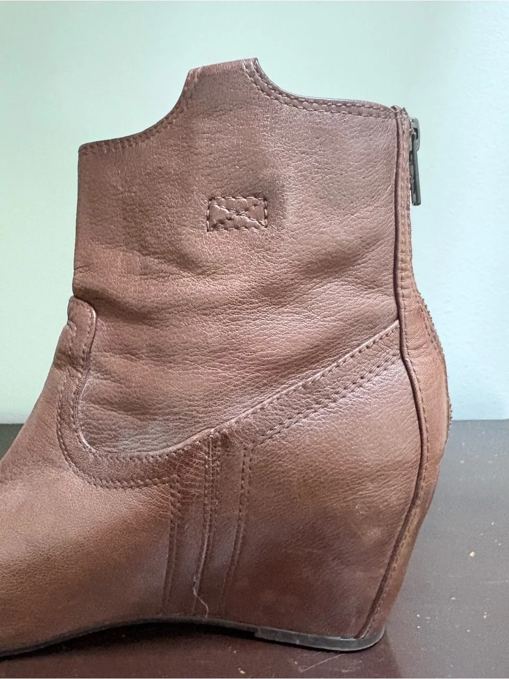 Women's Brown Leather Wedge Ankle Boots Frye Carson size 10
