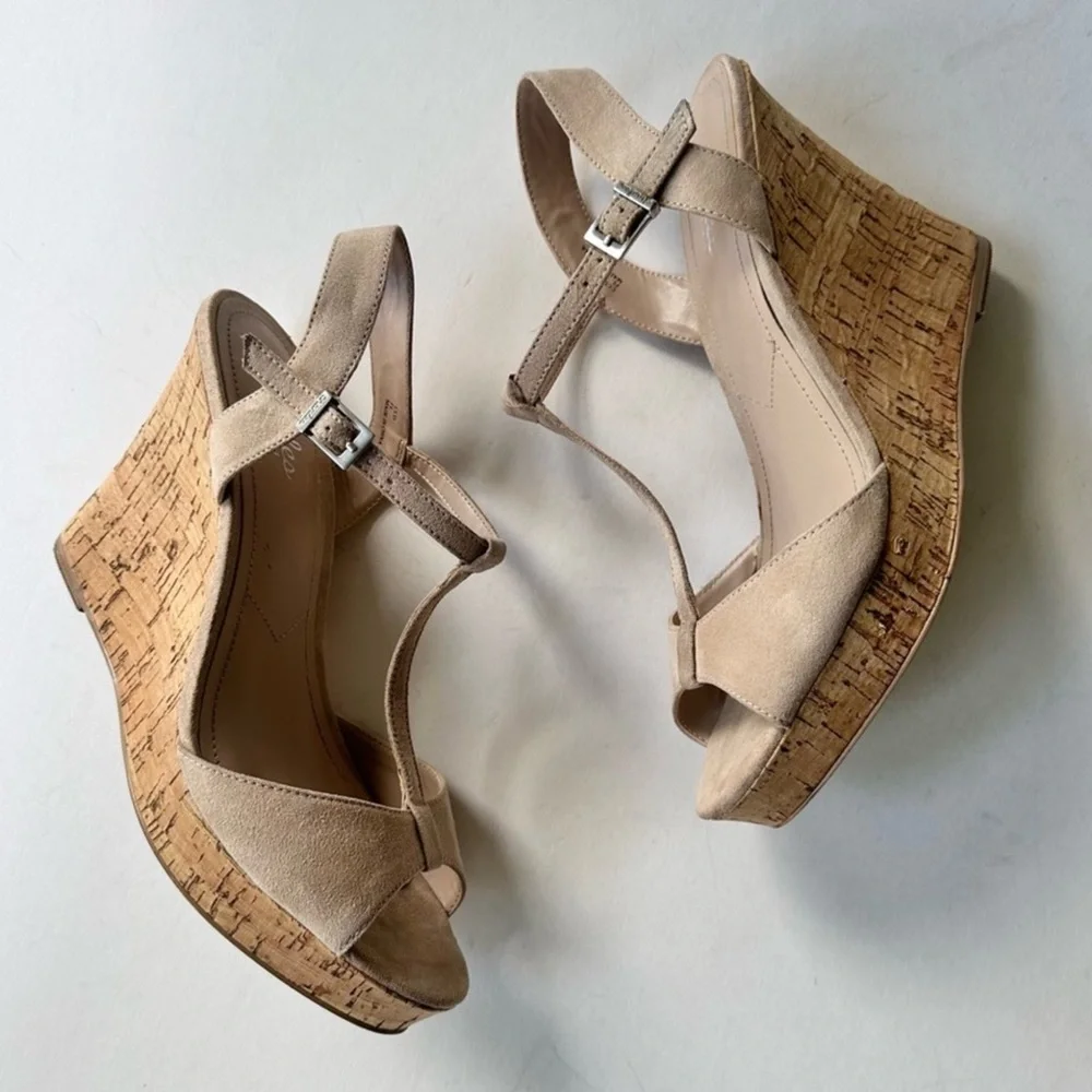 Charles by Charles David Latin Cork Wedge T-Strap Sandal in Nude Suede Size 8