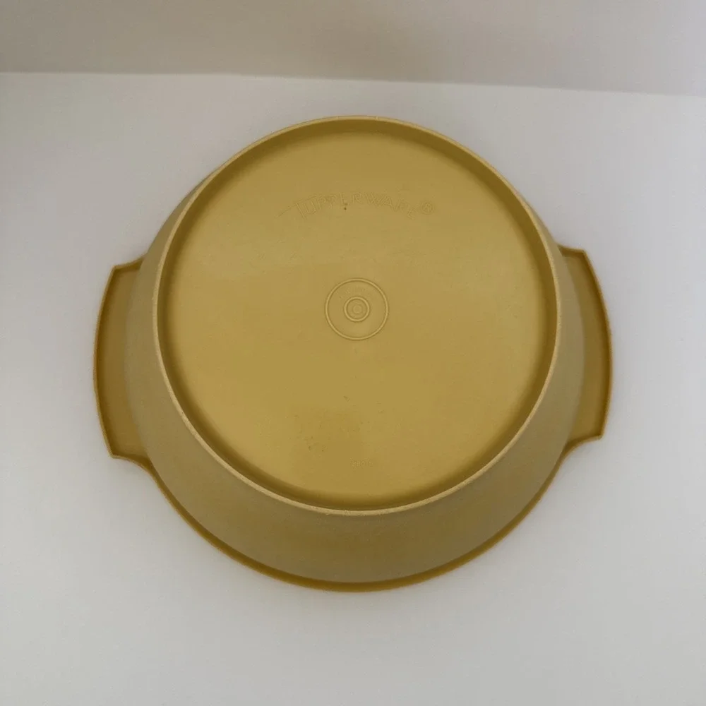 Tupperware vintage harvest