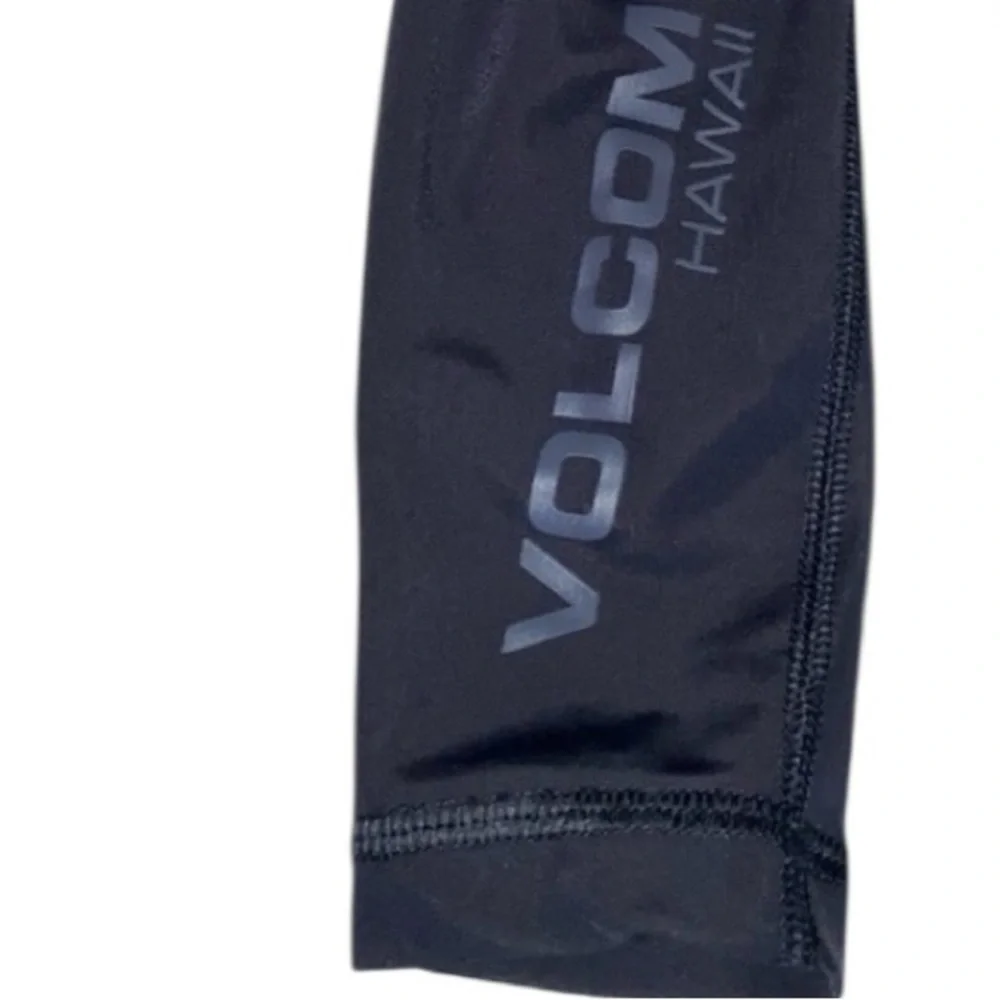 Volcom Youth Large UPF 50 Rash Guard Surf Shirt Black Long Sleeve Swim Top