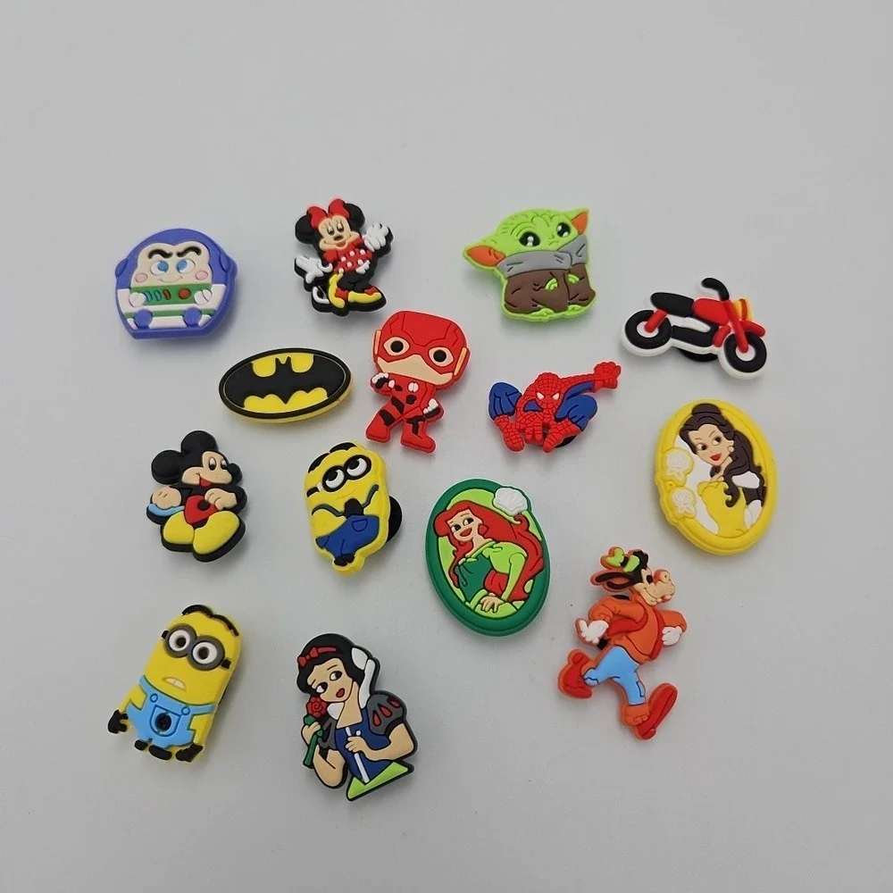 MARVEL/DISNEY/ETC Jibbitz‎ & Croc Charms + Bracelets LOT of 14