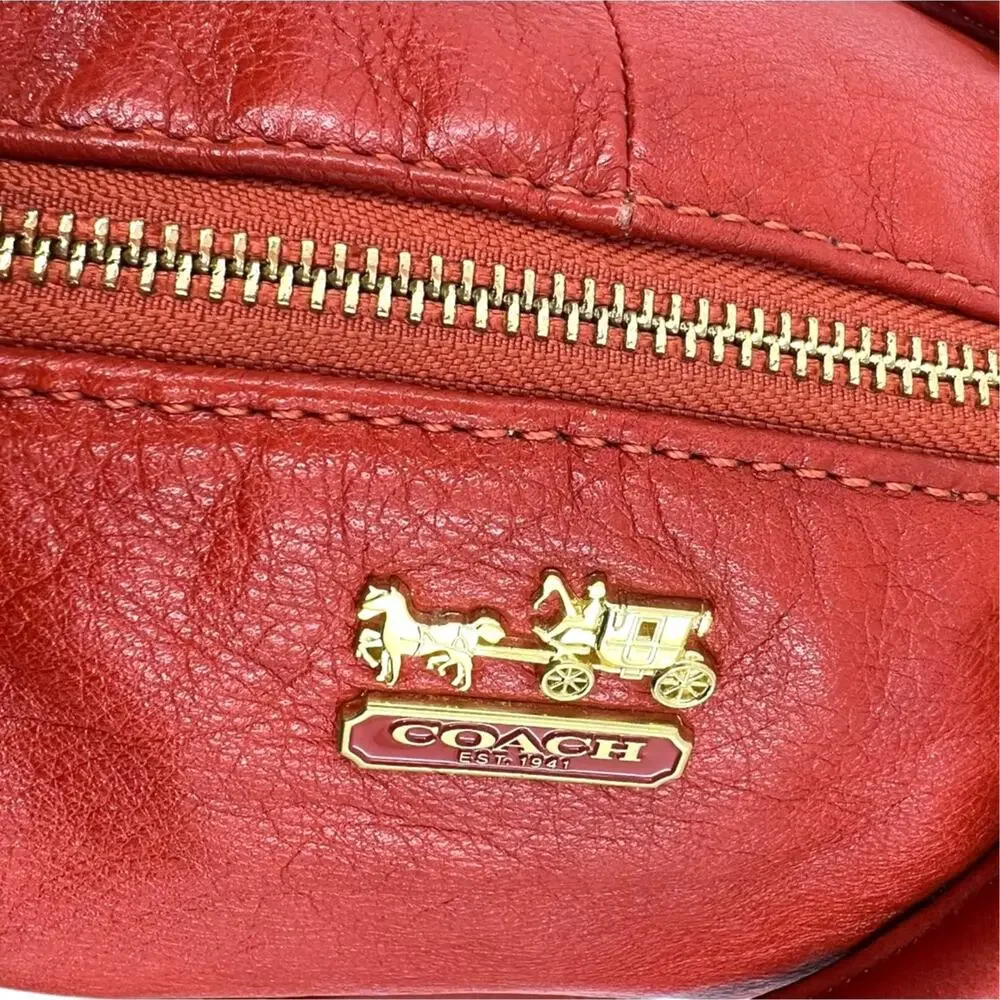 Coach depth functionality detachable