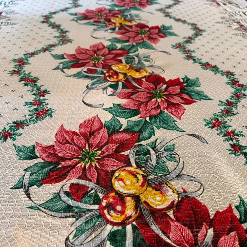 N/A holiday poinsettia