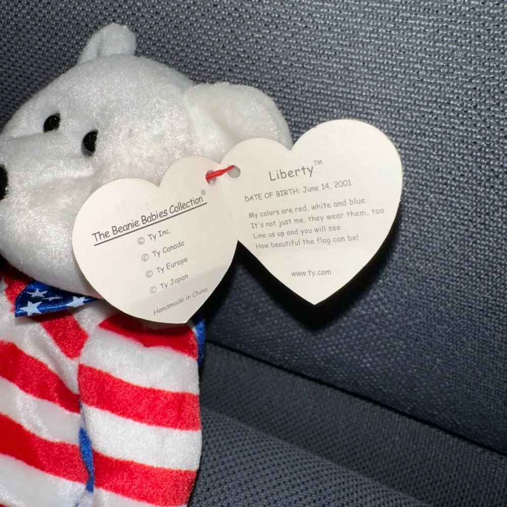 Ty Beanie Baby Liberty Bear Red, White & Blue 4531 NWT Vintage P.E. Pellets
