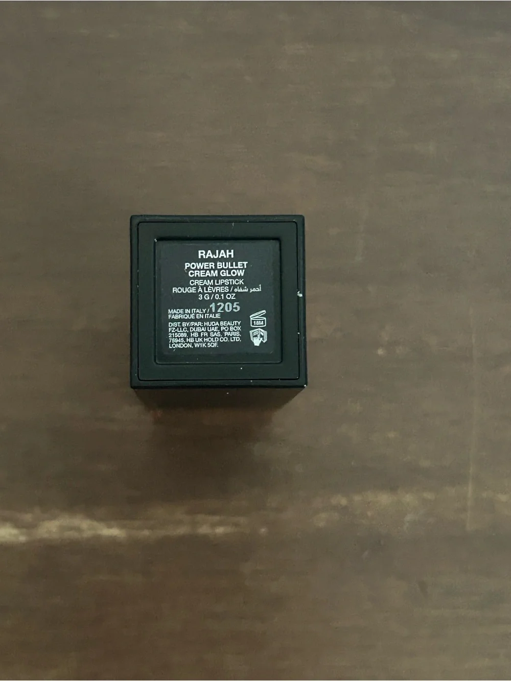 HUDA BEAUTY ** discontinued**
