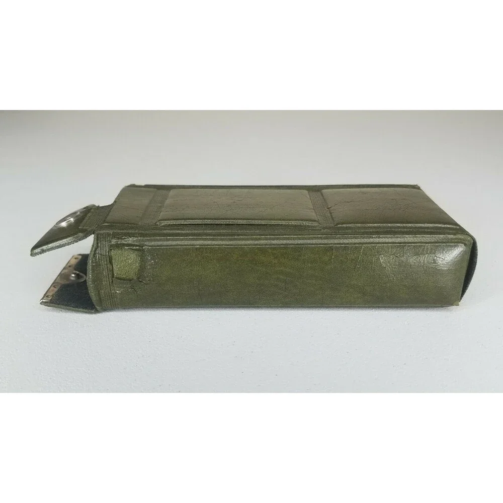 Vintage Kodak Pocket Instamatic 20 Camera w/ Green Leather Kodak Carrying Case