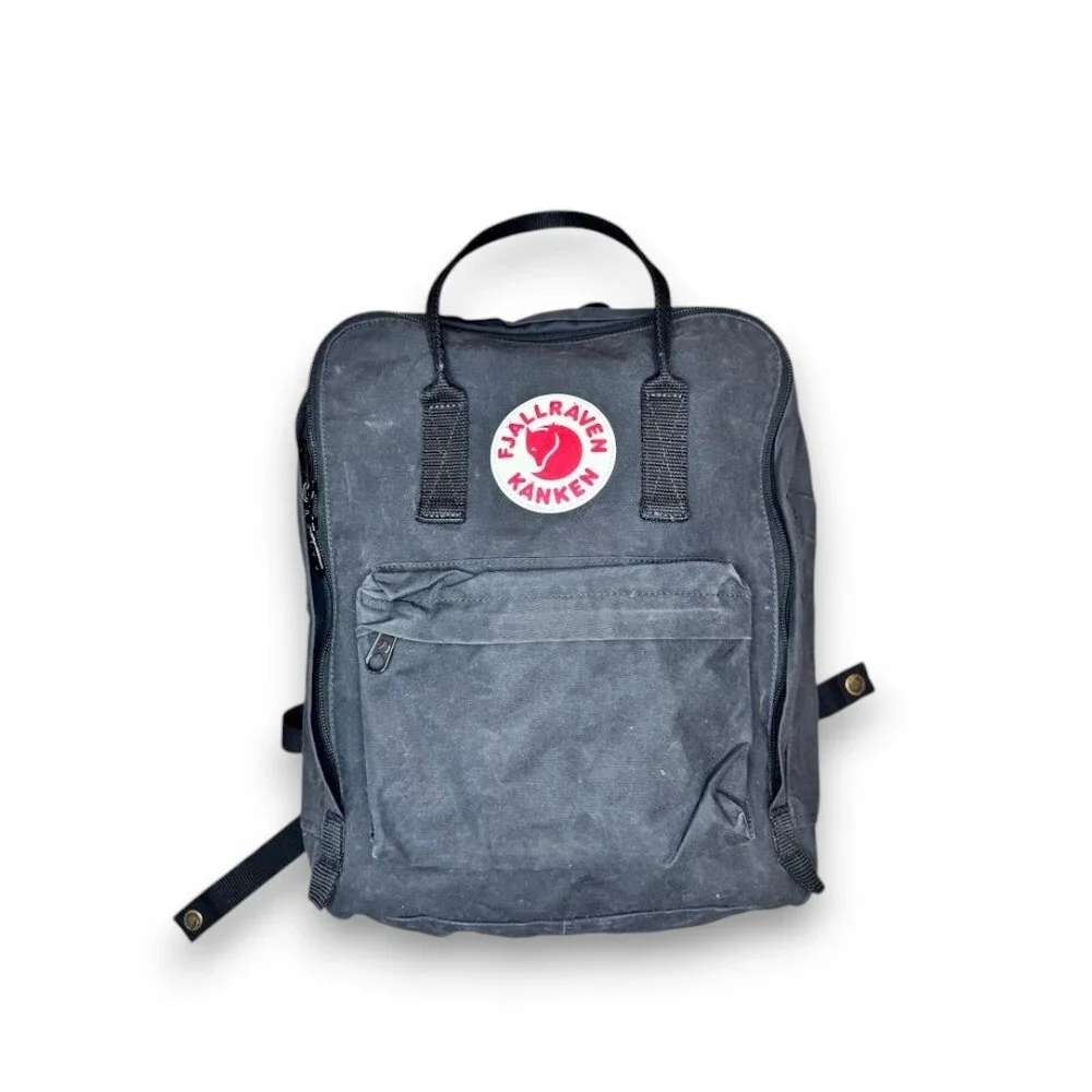 Black Everyday Laptop Travel Backpack 16L
