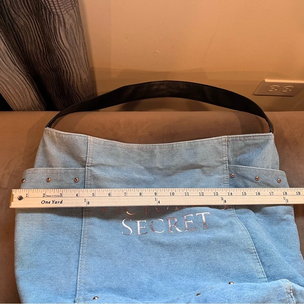 Victorias Secret chic denim