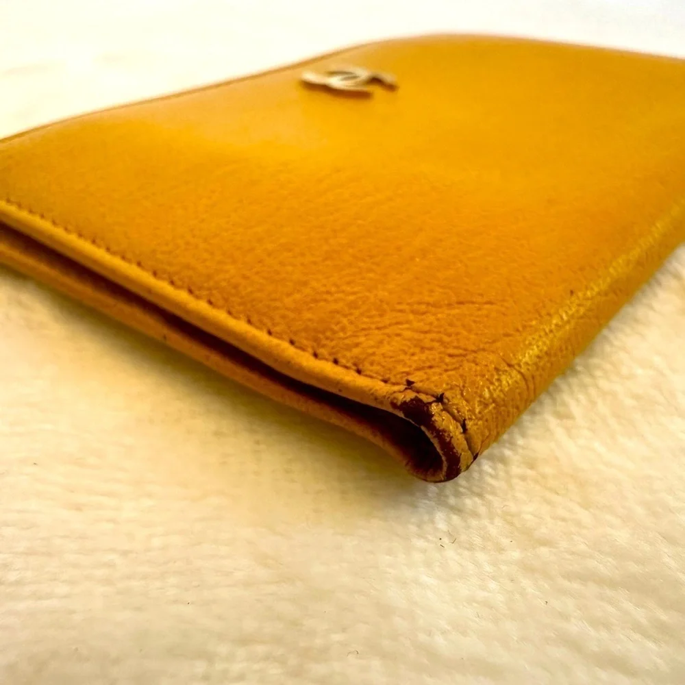 Vintage Chanel Yellow Leather Card Holder Pre Owned