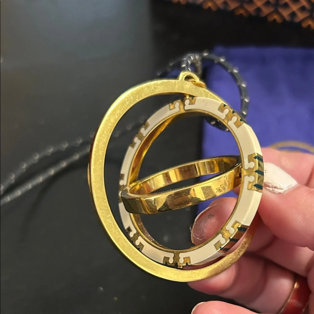 Tory Burch tory burch
